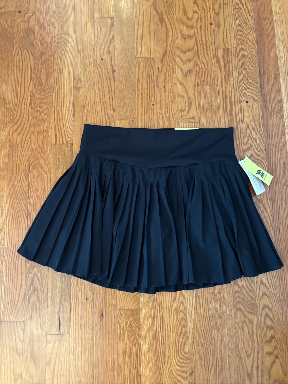 all in motion Black Pleated Skirt/Skort